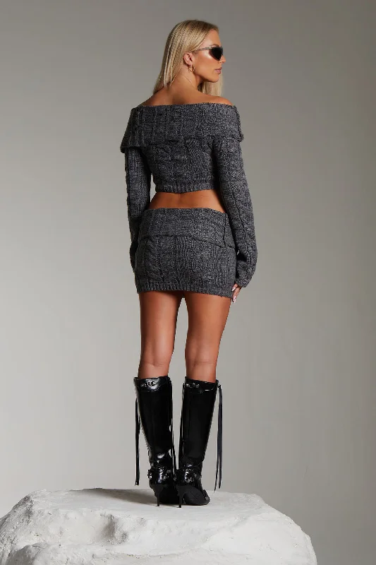 FOLD OVER CABLE KNIT MINI SKIRT IN CHARCOAL